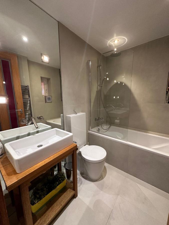 Luxury 2 Double Bedroom Flat - Kensington Londýn Exteriér fotografie